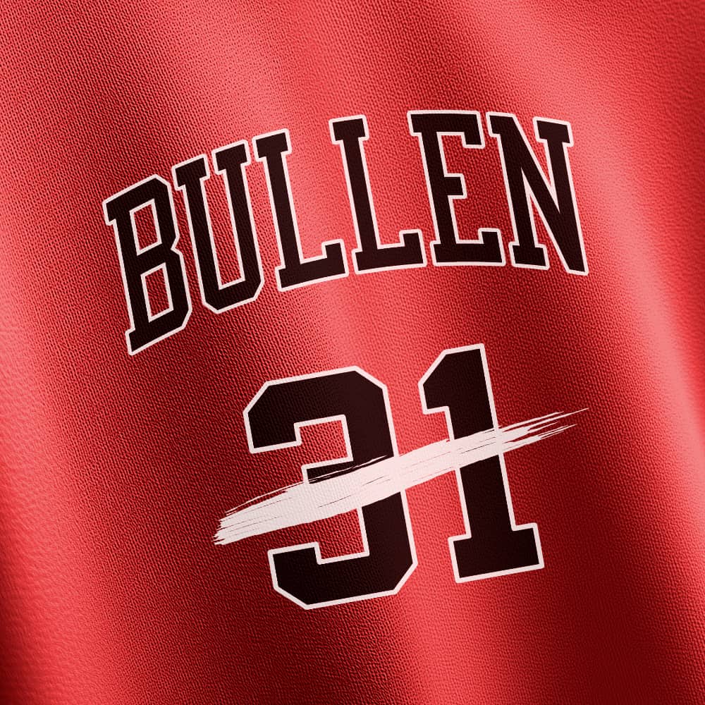 bullen31-shirt-rot-closeup
