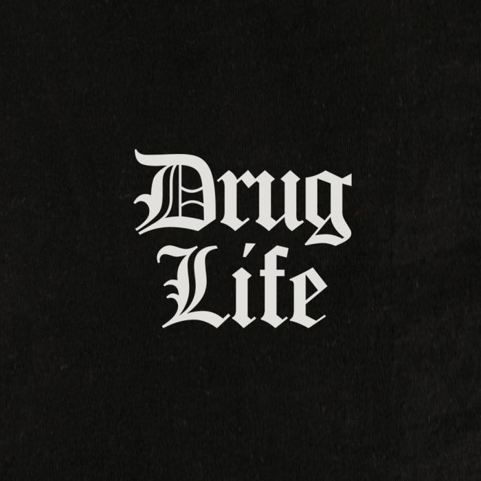 DRUG LIFE klein Shirt Schwarz CloseUp