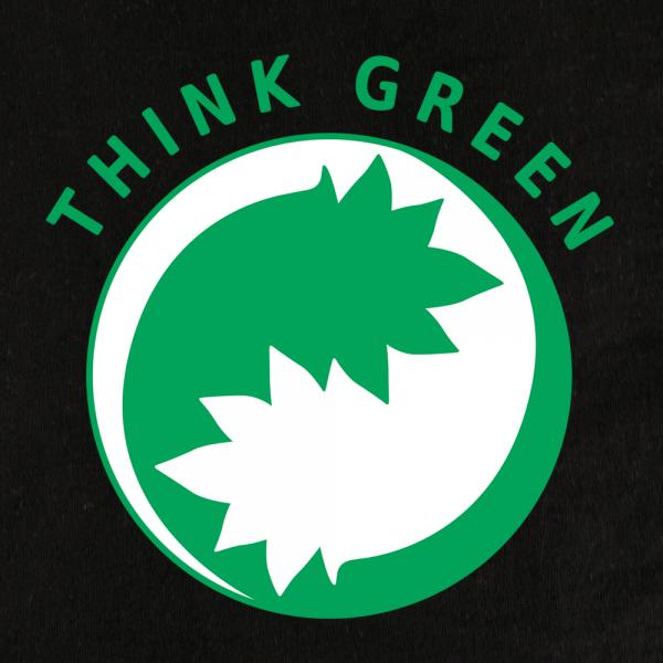 THINK GREEN Hoodie Schwarz CloseUp