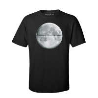 THE MOON Shirt Schwarz Mockup